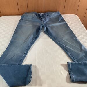 New junior jegging by S.O.
